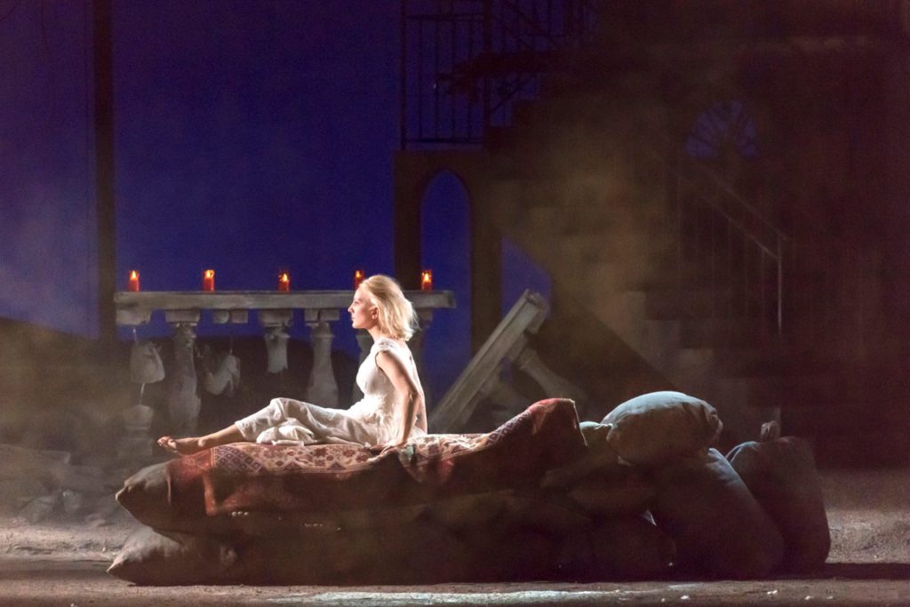 Romeo & Juliet